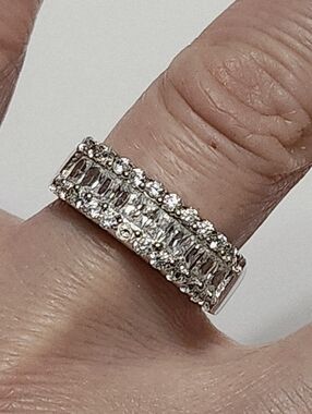 Sterling Silver size 7 Band Triple-row channel set Ring missing 1 stone